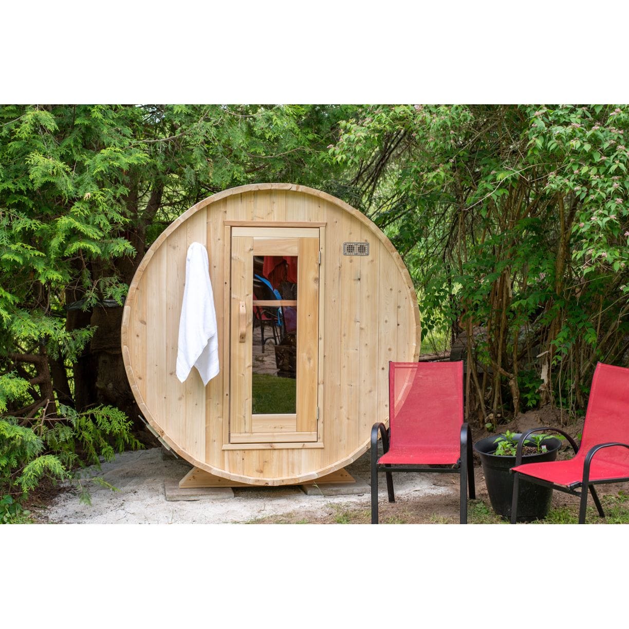 Dundalk Leisurecraft Dundalk Canadian Timber Harmony 4 Person Barrel Sauna | CTC22W