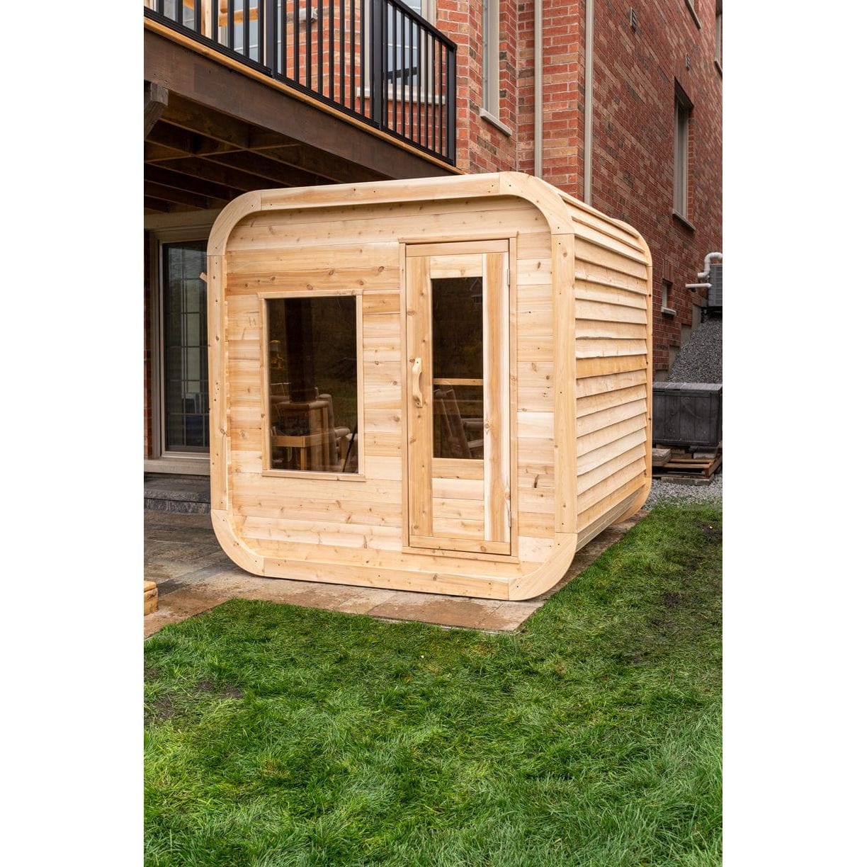 Dundalk Leisurecraft Dundalk Canadian Timber Luna 3 Person Barrel Sauna | CTC22LU